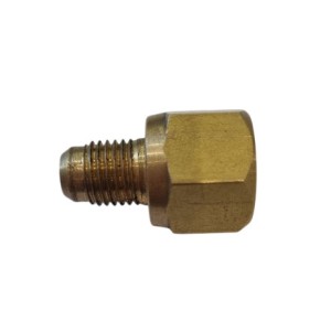 Переходник внутренний 3/8" на наружный 1/4" SAE